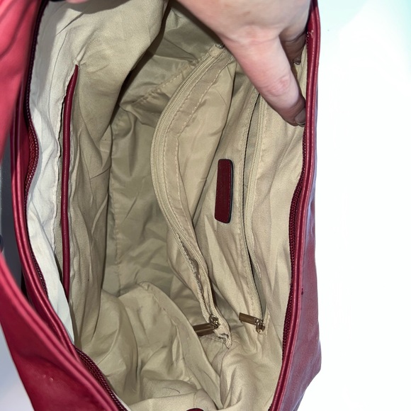 CHARMING CHARLIE SHOULDER HOBO BAG in BURGUNDY FAUX LEATHER W/ STUDS & WALLET - Picture 4 of 7